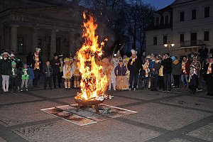 Nubbel den Flammen &uuml;bergeben