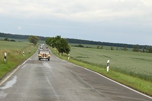 Oldtimer-Ausfahrt zum Sondersh&auml;user Stadtgeburtstag
