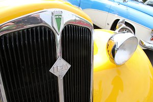 Oldtimer-Ausfahrt zum Sondersh&auml;user Stadtgeburtstag