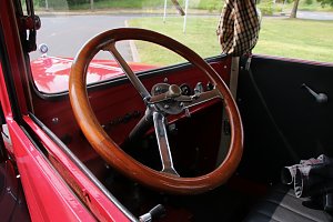 Oldtimer-Ausfahrt zum Sondersh&auml;user Stadtgeburtstag