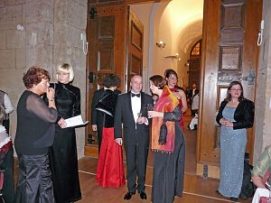 Schlossball er&ouml;ffnet